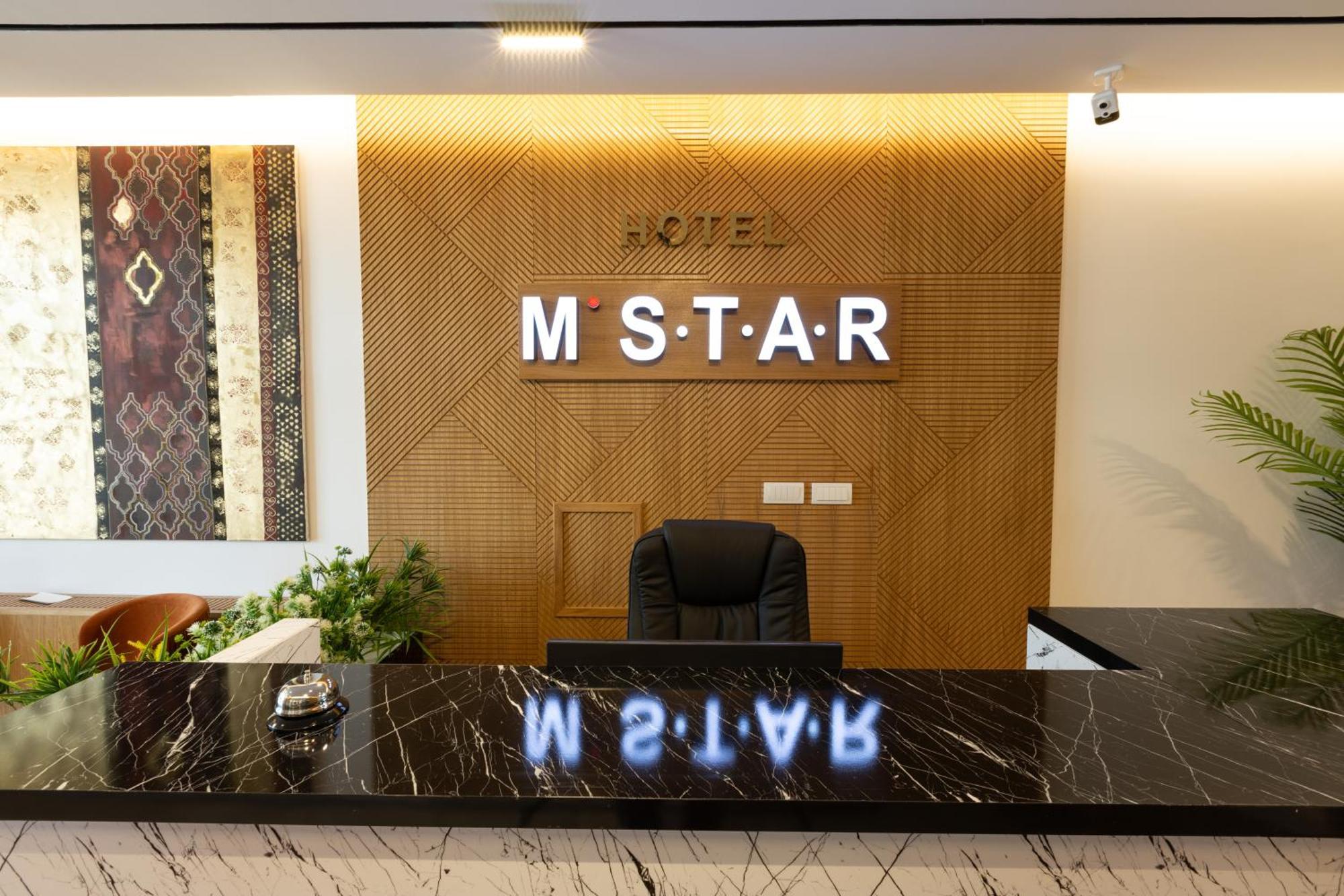 Hotel M Star 新帕扎尔 外观 照片