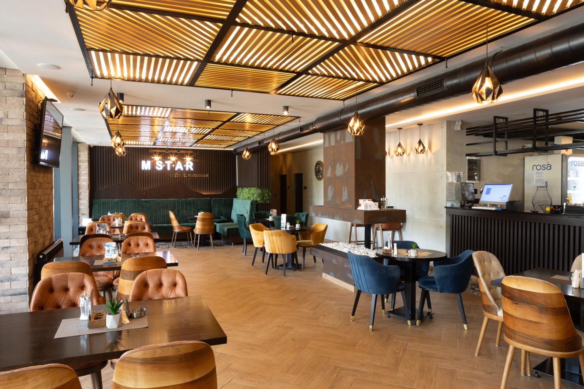 Hotel M Star 新帕扎尔 外观 照片