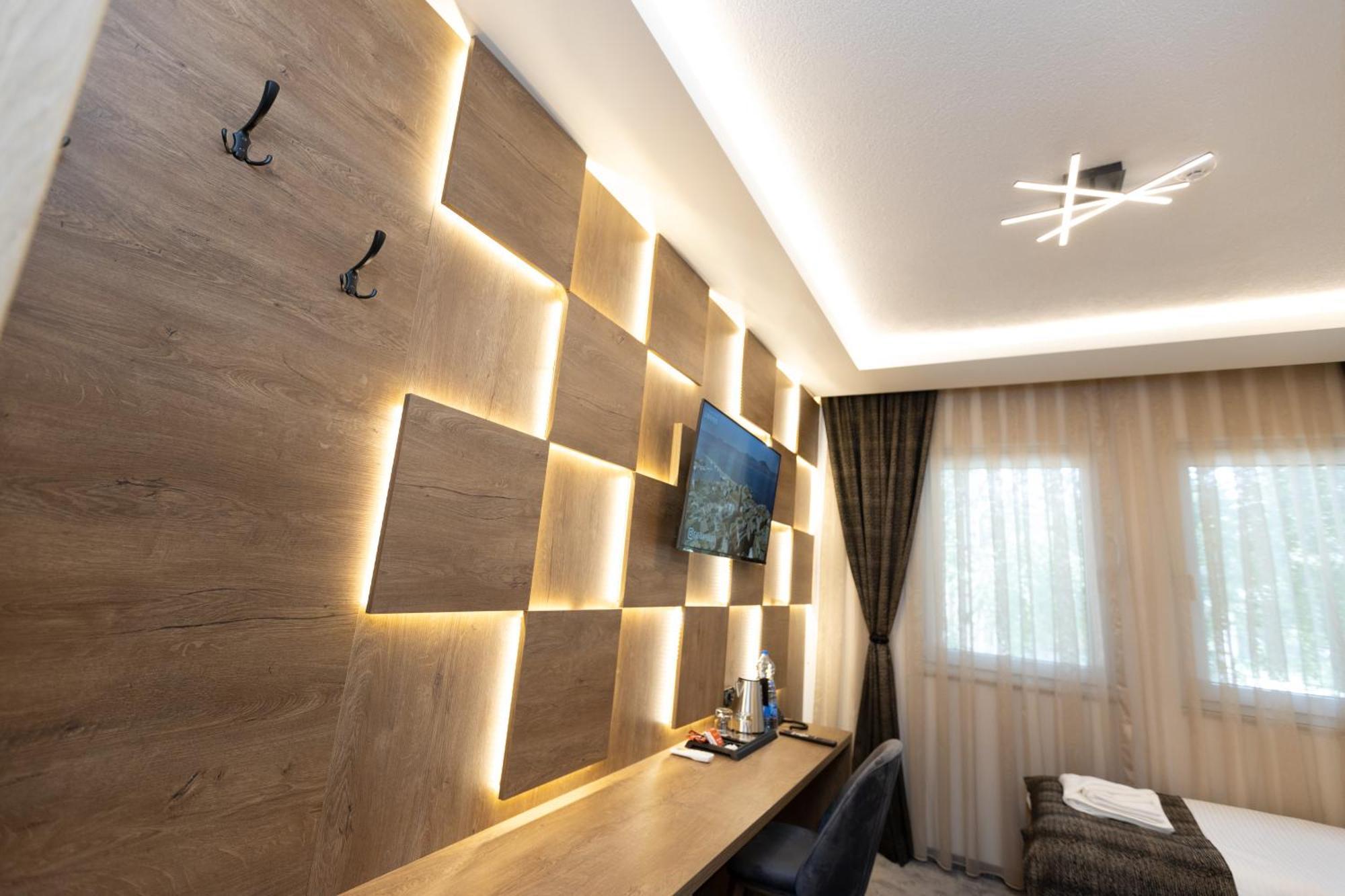 Hotel M Star 新帕扎尔 外观 照片