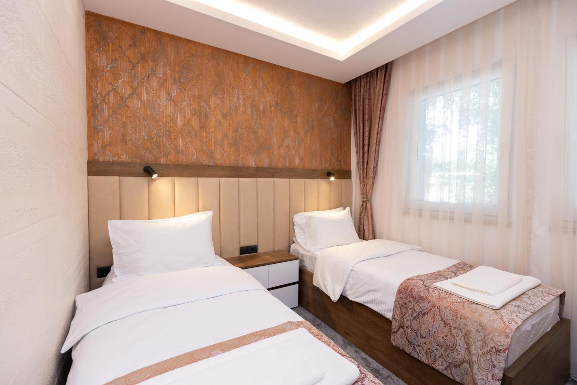 Hotel M Star 新帕扎尔 外观 照片
